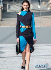 Asymmetrisches Kleid Herbst / Winter 2019-2020