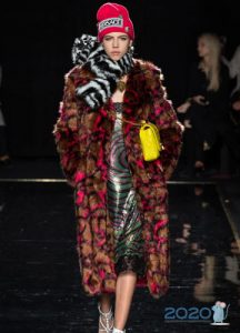 Glatter Pelzmantel Herbst-Winter 2019-2020