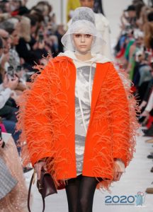 Modelle von Pelzmänteln für den Winter 2020