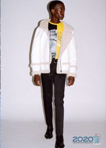 Modischer weißer Schaffellmantel Herbst-Winter 2019-2020