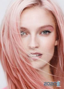 Trendy Strawberry Blonde 2020