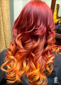 Leuchtend rote Ombre für 2020