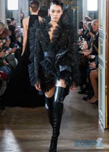 Kurzes Kleid Elie Saab Herbst-Winter 2019-2020