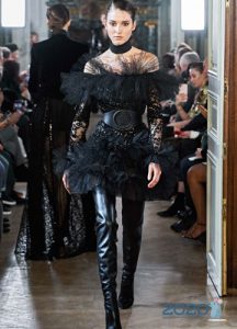 Elie Saab Kleid mit Rüschen Herbst-Winter 2019-2020