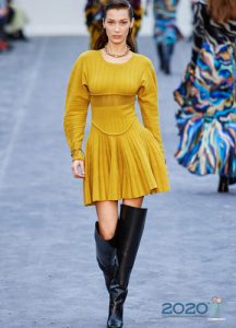 Helles Strickkleid Roberto Cavalli Herbst-Winter 2019-2020