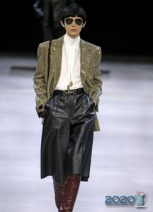 Klassische Bluse für Grundgarderobe 2020