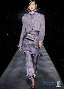 Ungewöhnlicher Frauenanzug Herbst-Winter 2019-2020