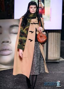 Khaki Winterschal für den Winter 2020