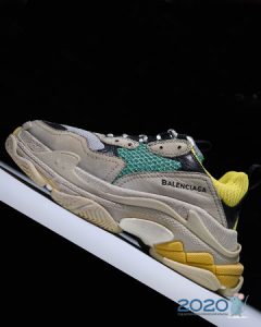 Kultige Balenciaga Triple S Sneakers