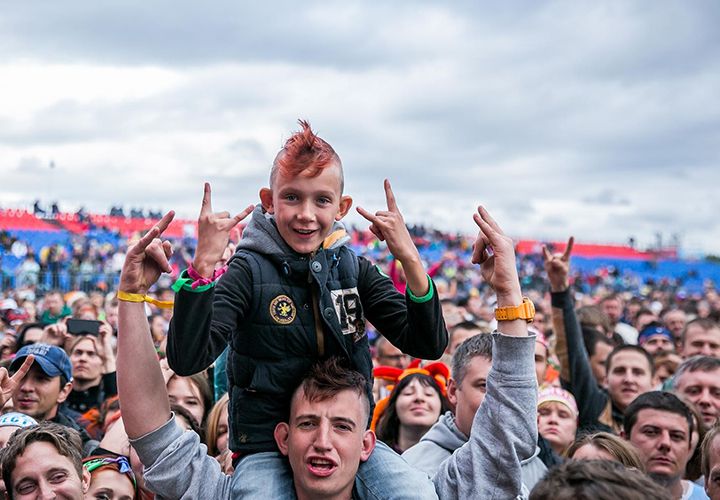 Kinder auf der Invasion