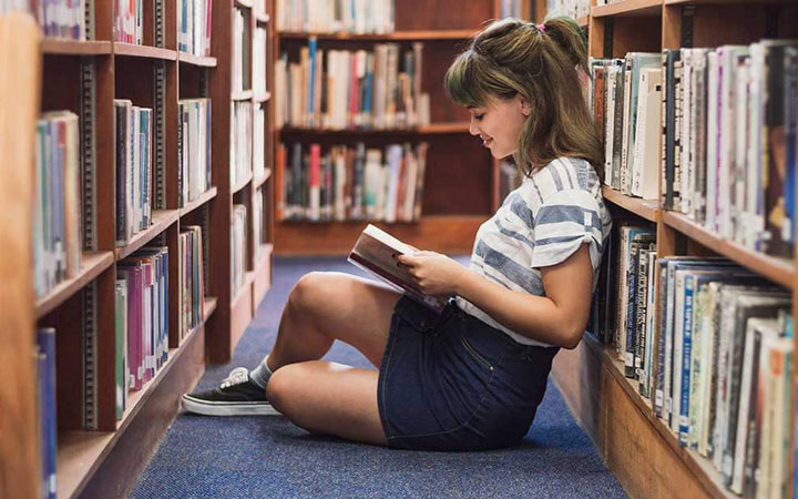 Literatur (vollständige Liste) für die Prüfung in Literatur