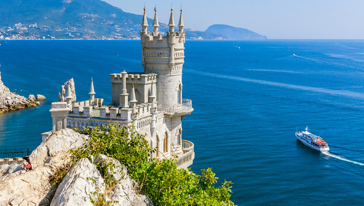 linna meren rannalla