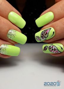Frühlingsmaniküre für 2020