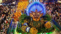 dekorierte Plattform am Karneval Rio de jeneiro