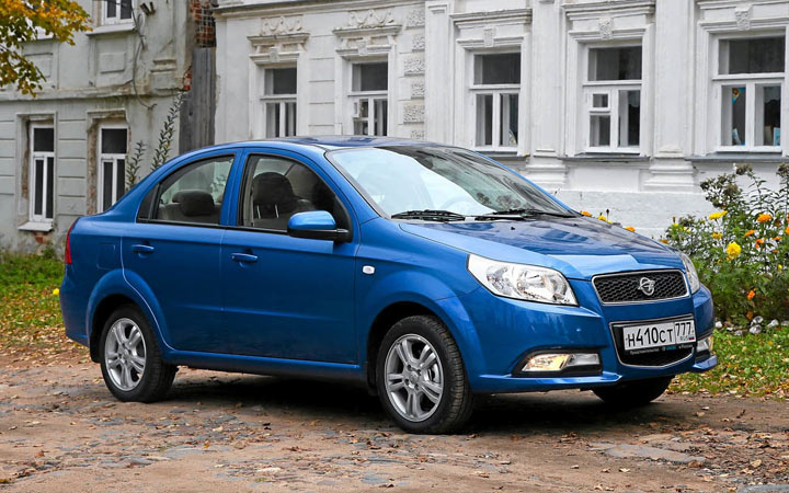 Außen Ravon R3 2019-2020 Jahr