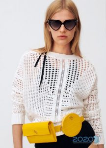 Gestricktes T-Shirt Frühling 2020