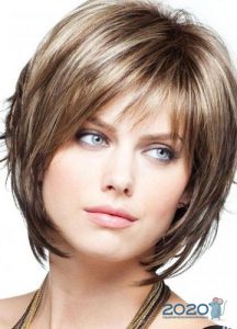 Bob Kare - Modehaarschnitt für das Frühjahr 2020